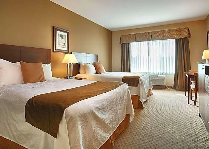 Best Western Plus Montezuma Inn And Suites